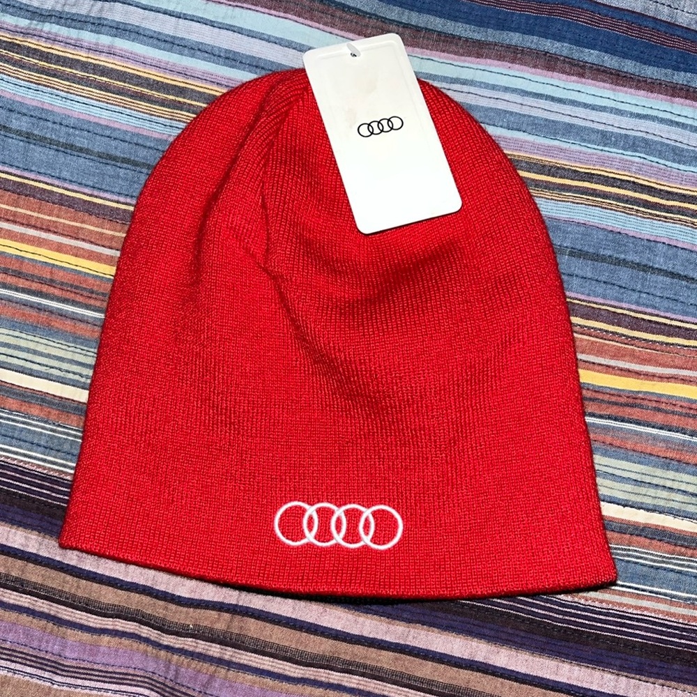 Audi reversible beanie